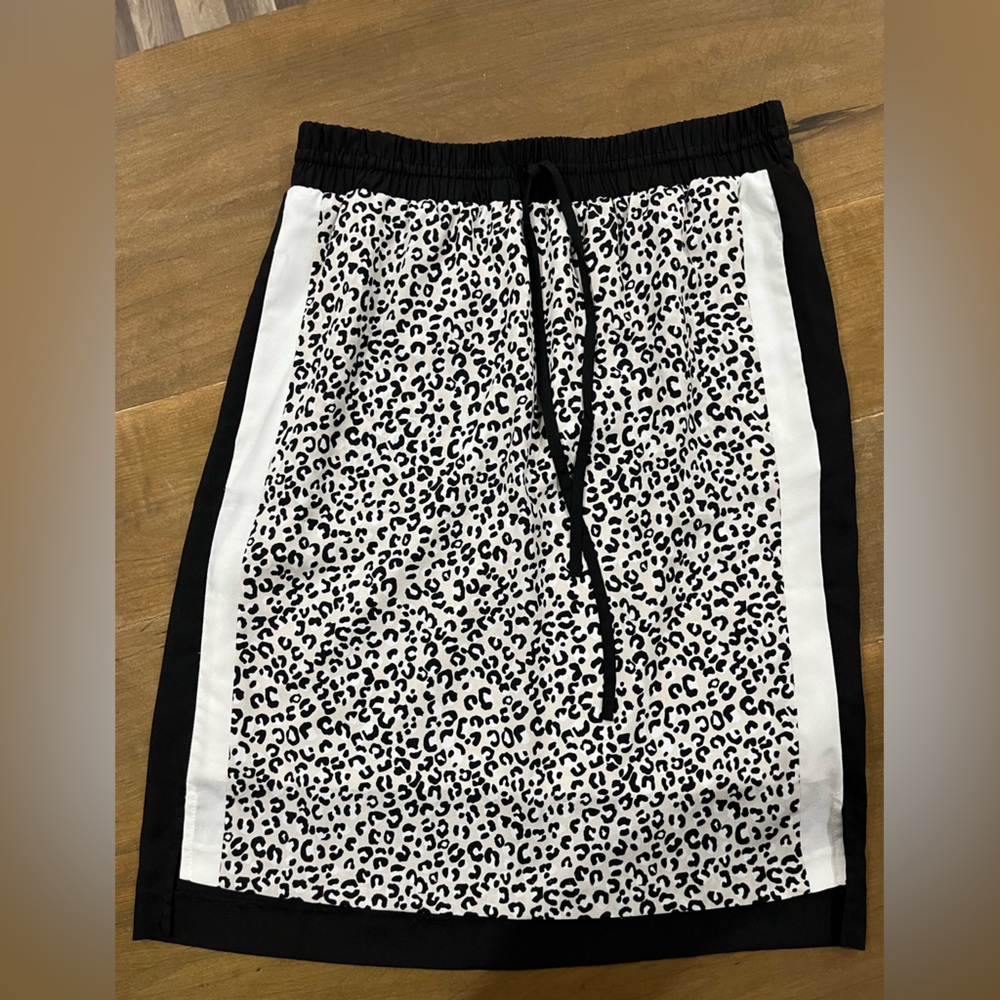 DKNY Black and White Leopard Print Skirt